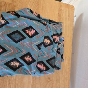 Lularoe Disney Minnie Mouse Geometric Design Leggings- Pink & Blue- T/C